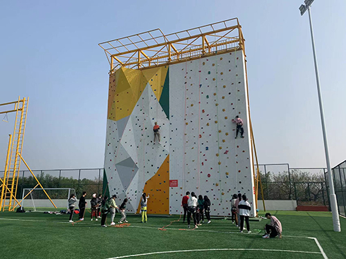 四川学校攀岩墙